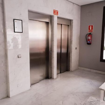 Apartment Close To Airport, Ifema Madrid Esterno foto