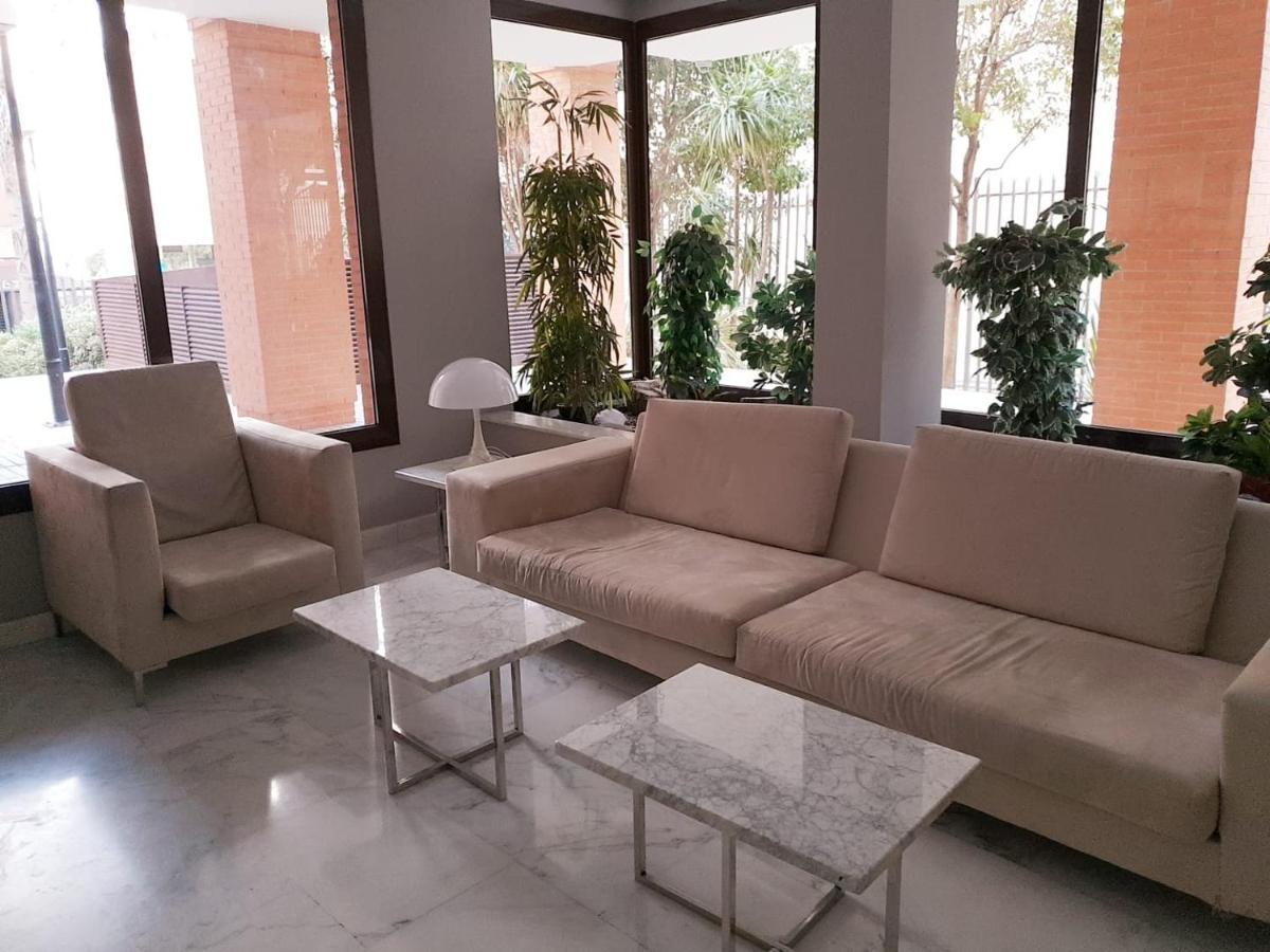 Apartment Close To Airport, Ifema Madrid Esterno foto