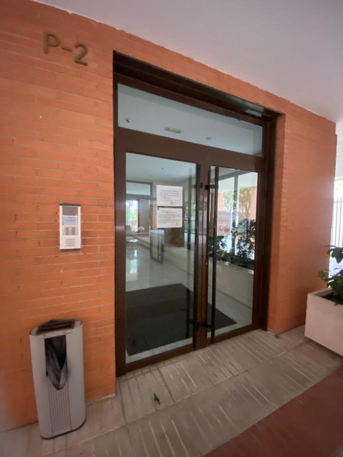 Apartment Close To Airport, Ifema Madrid Esterno foto